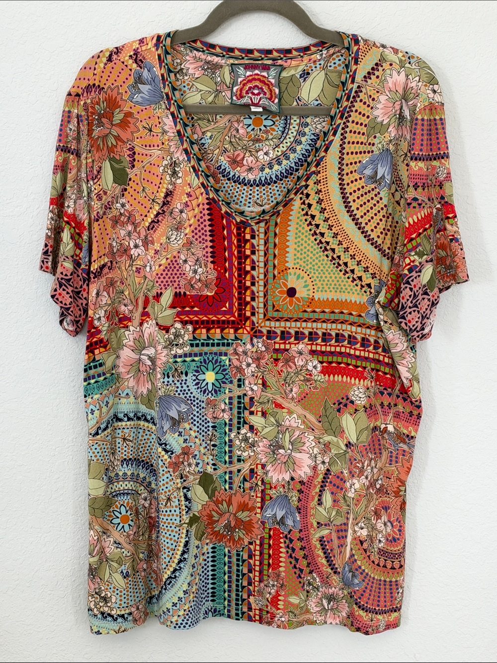 Johnny Was Los Angeles XL Floral Boho Print V Neck Rayon Stretch Top